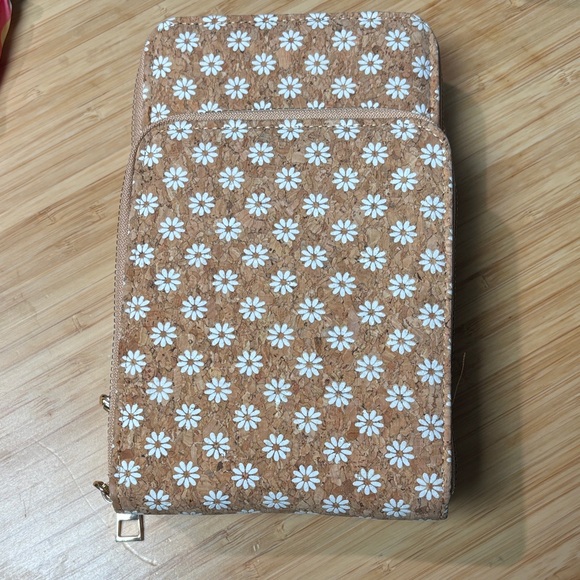 Handbags - Floral Cork Tan Crossbody Bag